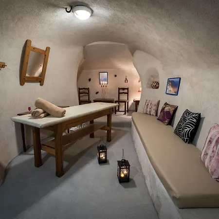 Aegeon Aparthotel 2*